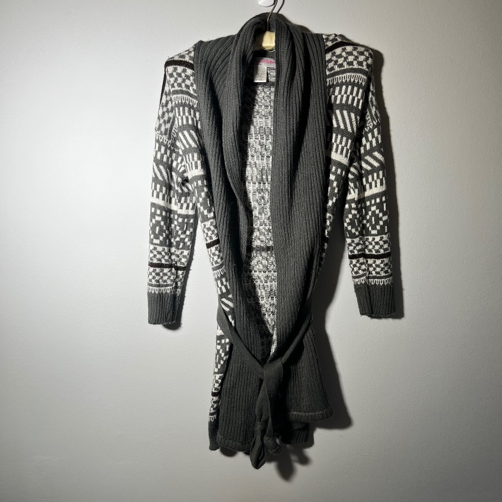 Francesca‘s cardigan